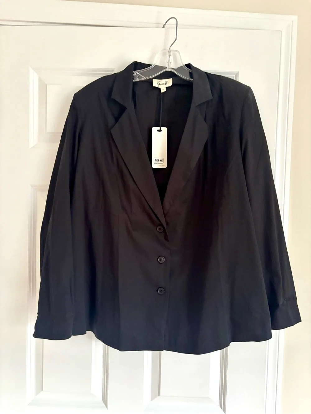 NWT G by Guess Black Women's Three-Button Blazer - Picture 1 of 5